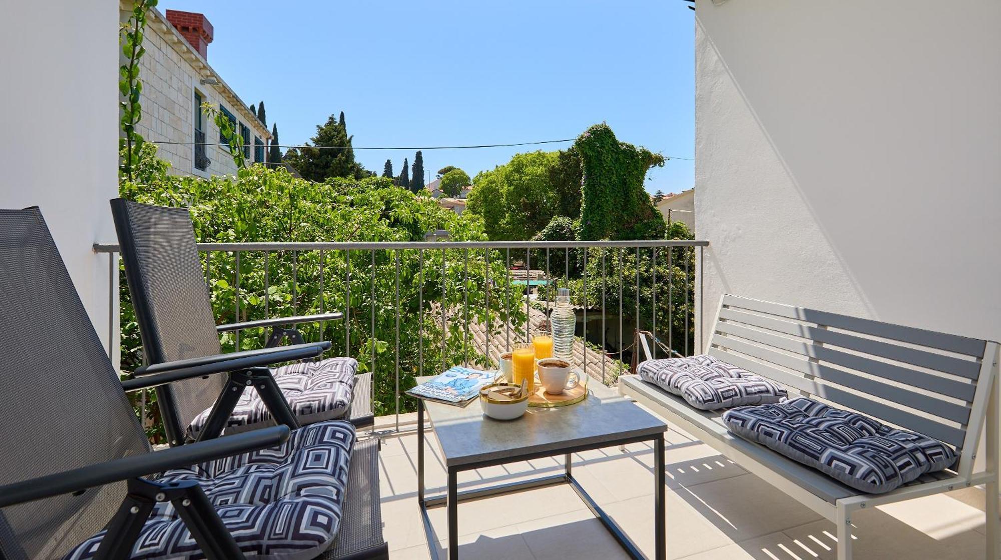 Апартаменти Golden Rose - Walking Distance 1 Km From Old Town Дубровник Екстер'єр фото